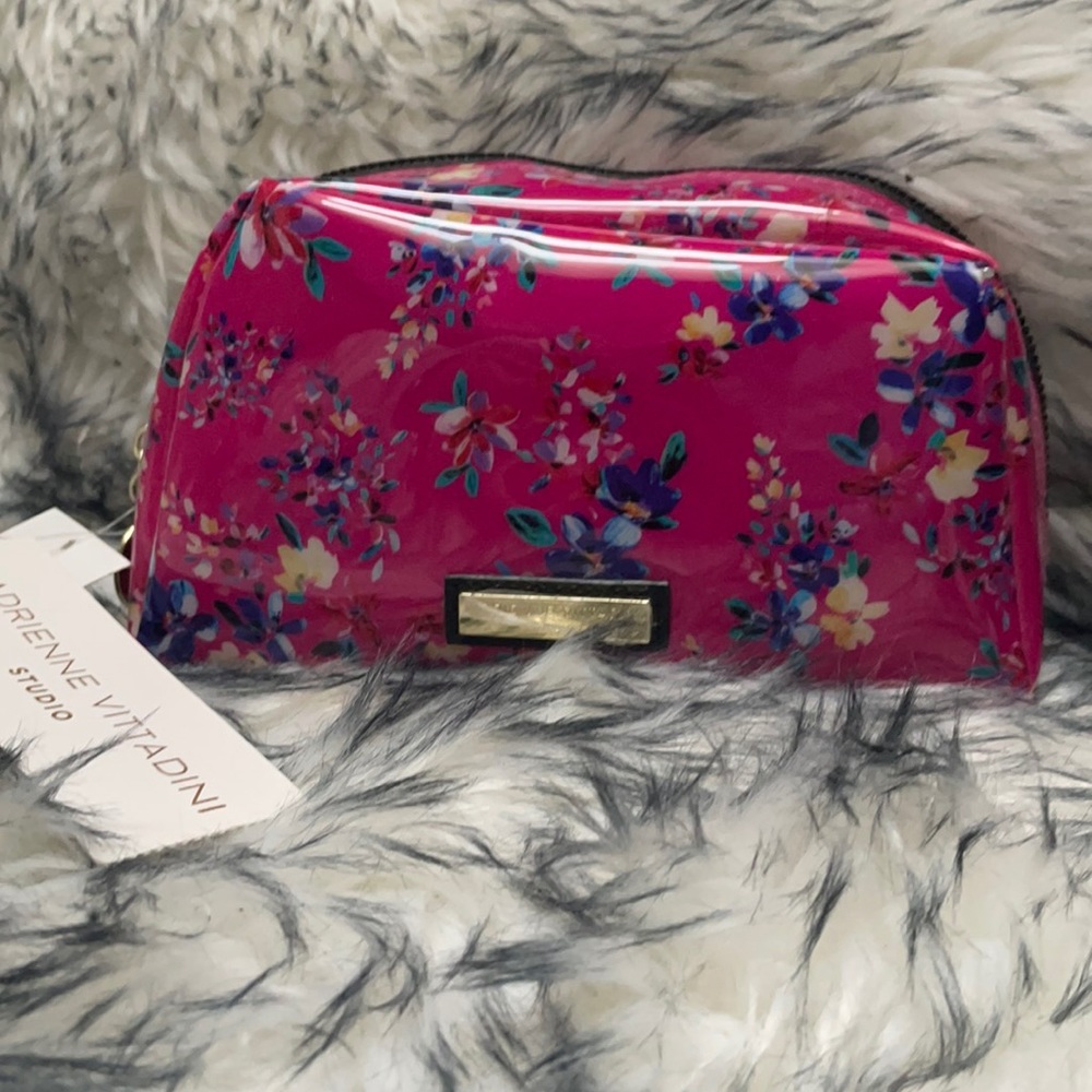 Adrienne Vittadini Toiletry/Makeup Bag Nwt